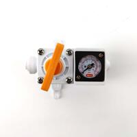 6,35mm Duotight Inline Regulator 6.35mm med manometer 0-150psi