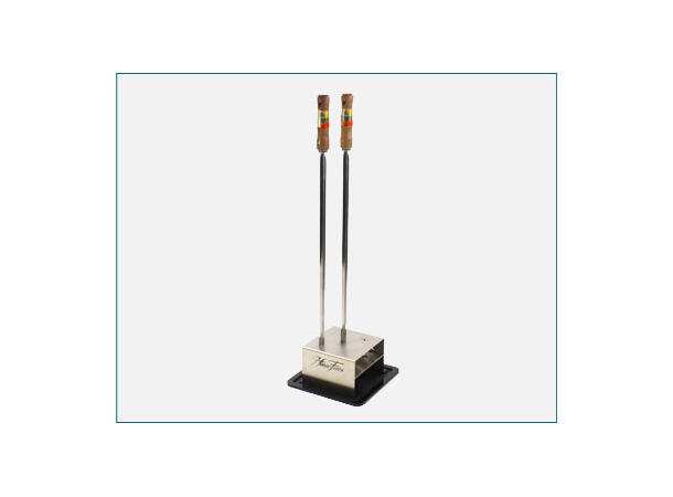 Table holder for 3 single skewer