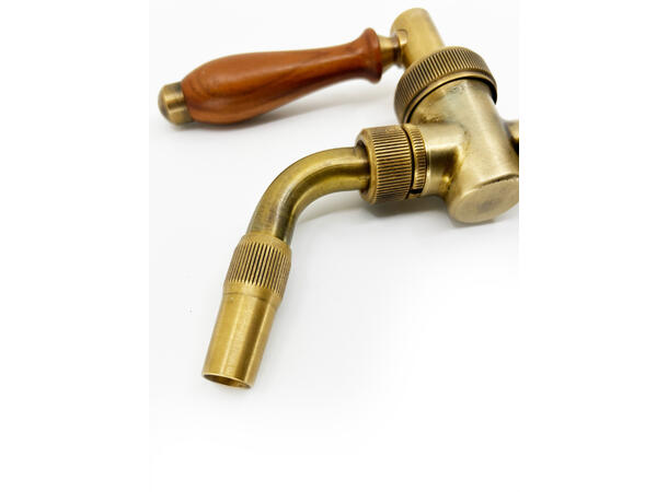 LUKR Nostalgie tap, brass (patina)